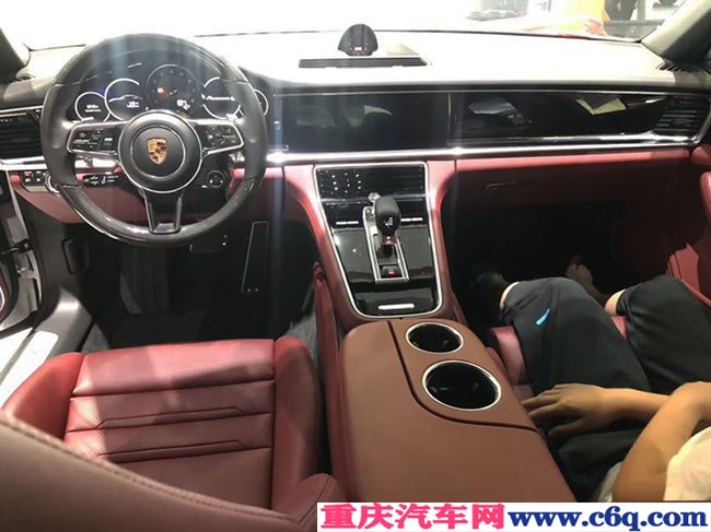 2019款保时捷Panamera4S加规版 港口现车优惠巨献