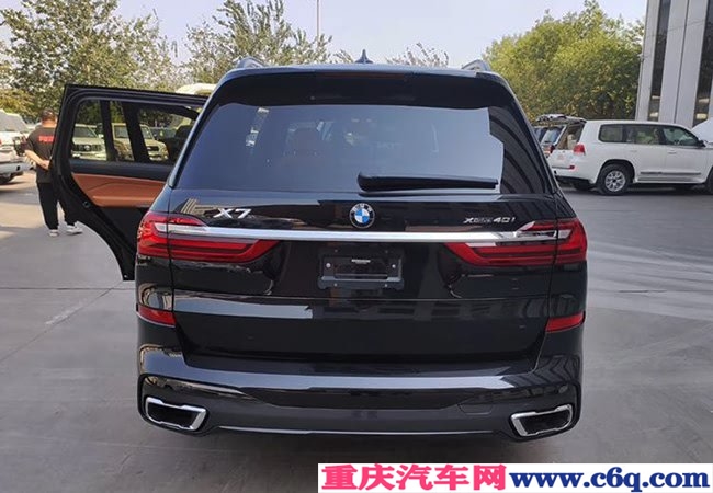 2019款宝马X7加规版 七座/M运动包/大豪华包现车102万