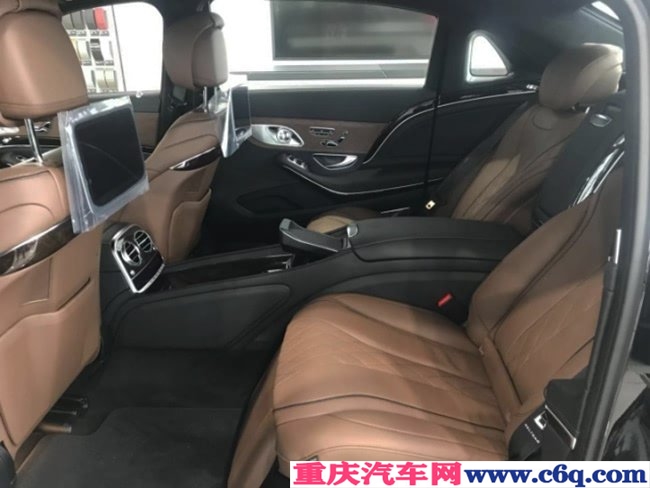 2019款奔驰迈巴赫S560加规版 4座/小桌板/雷测现车248万