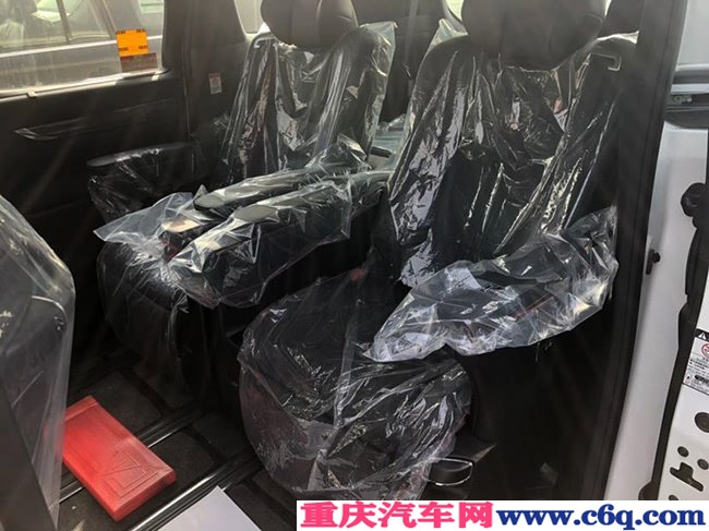 2020款丰田埃尔法3.5L尊贵版 航空座椅/小桌板现车102万